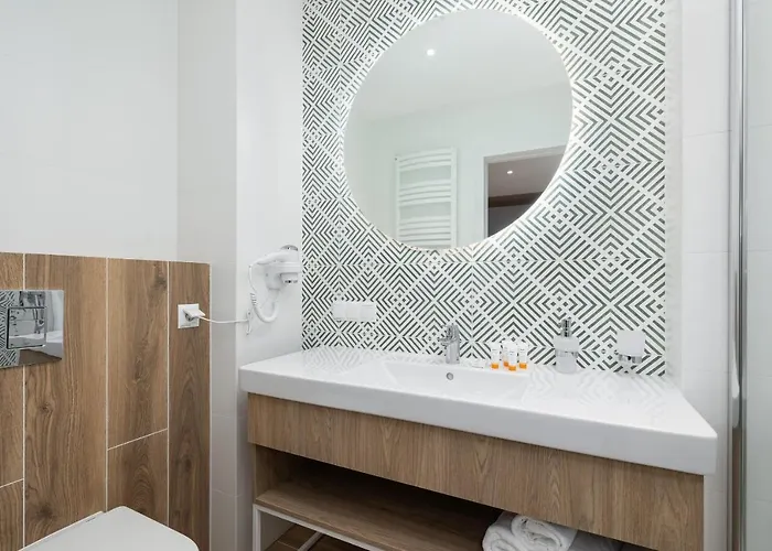 Bel Mare Leaf With Balcony By Renters Lägenhet Miedzyzdroje